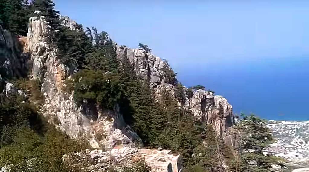 Скалистые горы Кирении, Кипр Горы и море Гирне – Кирения
