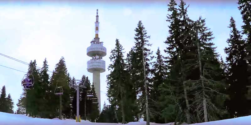 Телевышка на горе Снежанка, Пампорово. Болгария. Пампорово, телевышка.